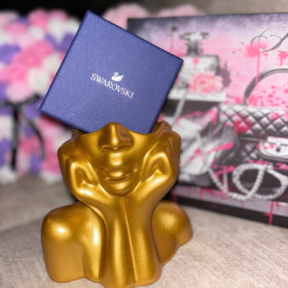 Swarovski Moon Earrings - Picture 3 of 5